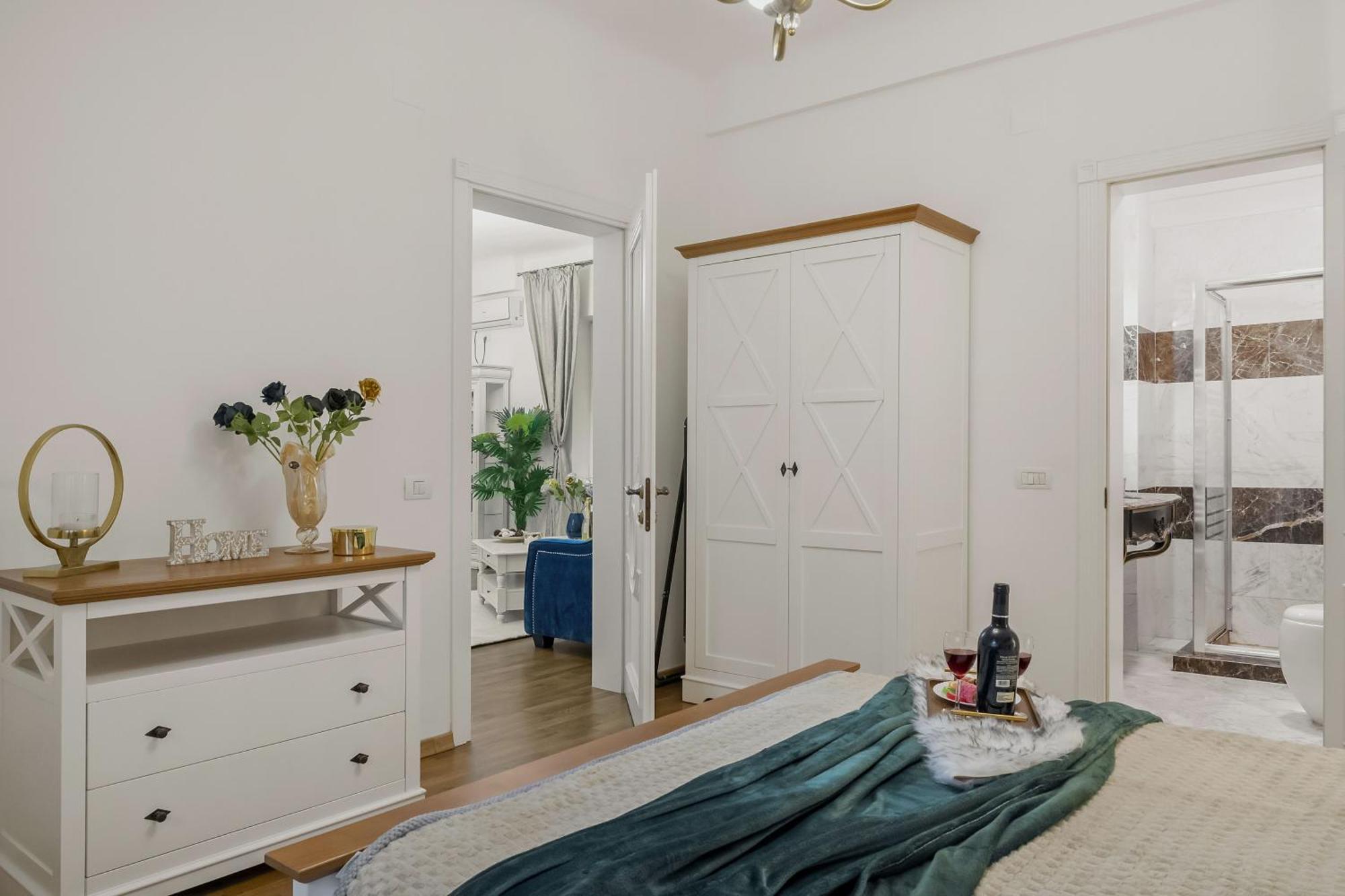 Sweet Luxury Three Rooms Apartment City Center Universitate Bucarest Extérieur photo