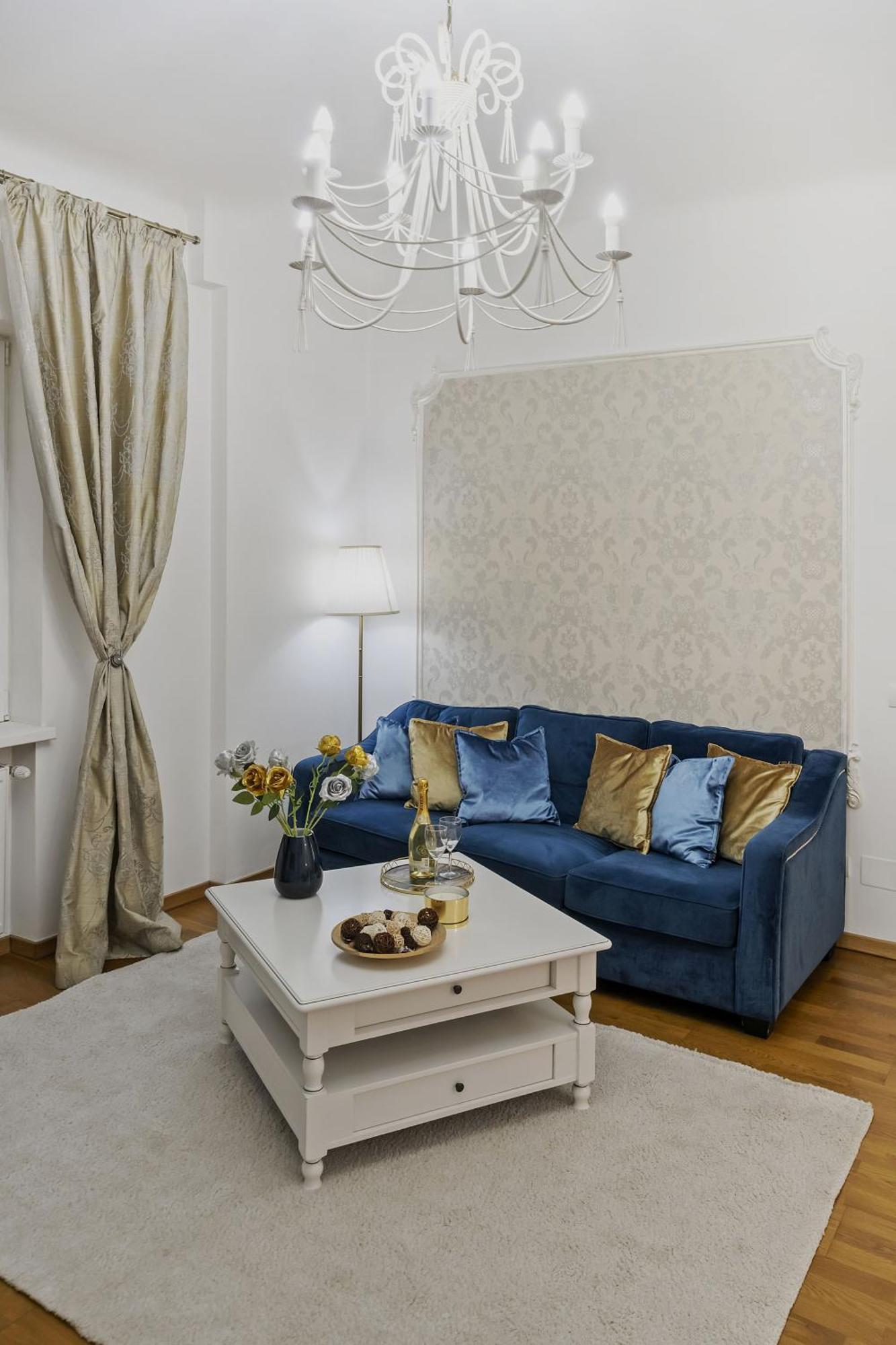 Sweet Luxury Three Rooms Apartment City Center Universitate Bucarest Extérieur photo