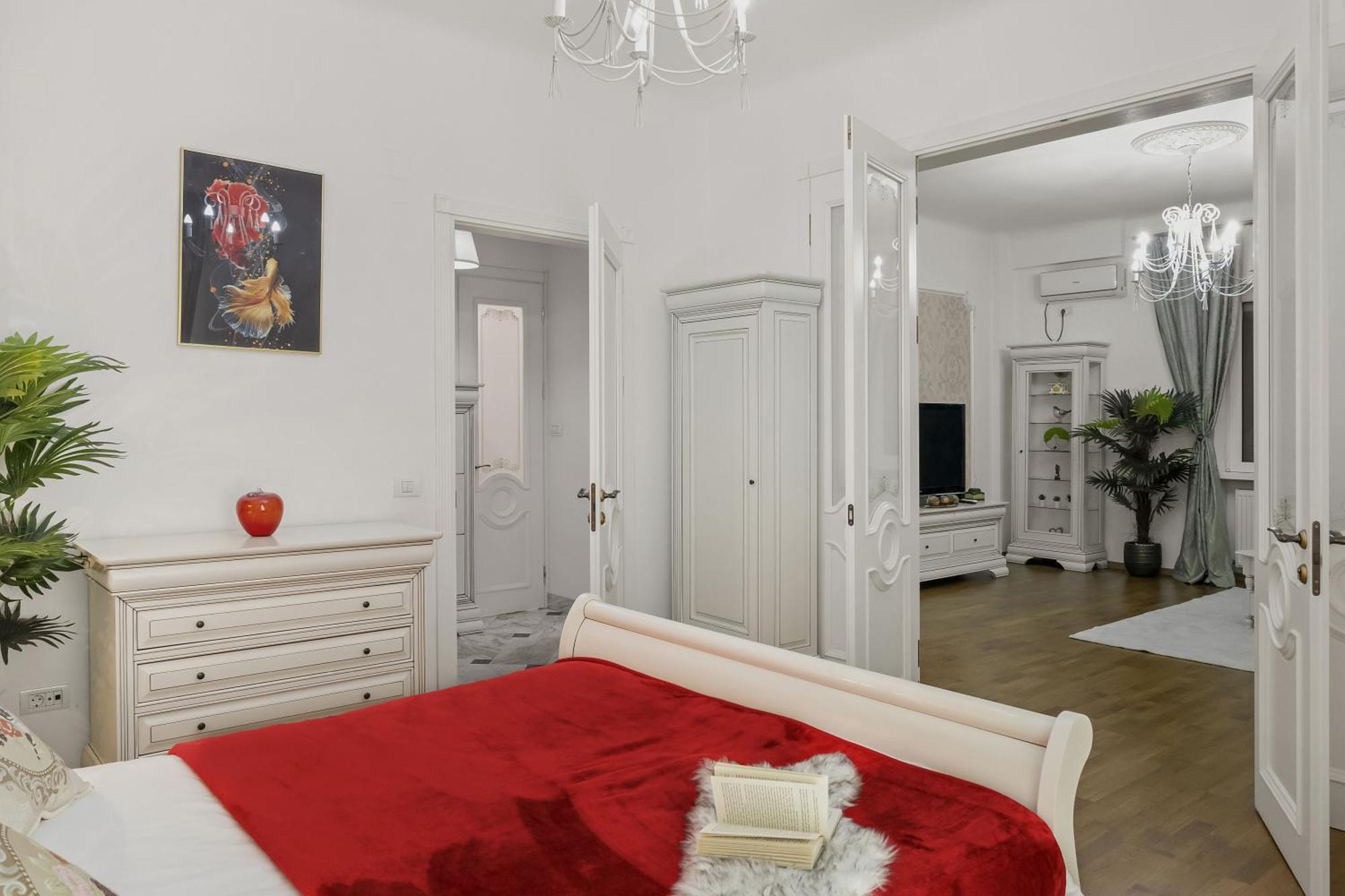 Sweet Luxury Three Rooms Apartment City Center Universitate Bucarest Extérieur photo